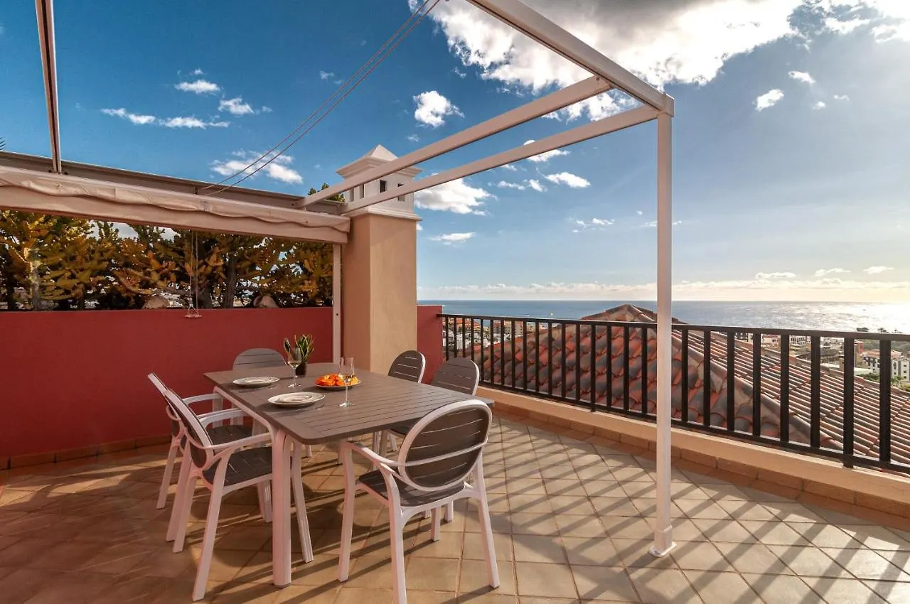 Beautiful 2 Bedroom Penthouse Terrazas Del Duque アデヘ
