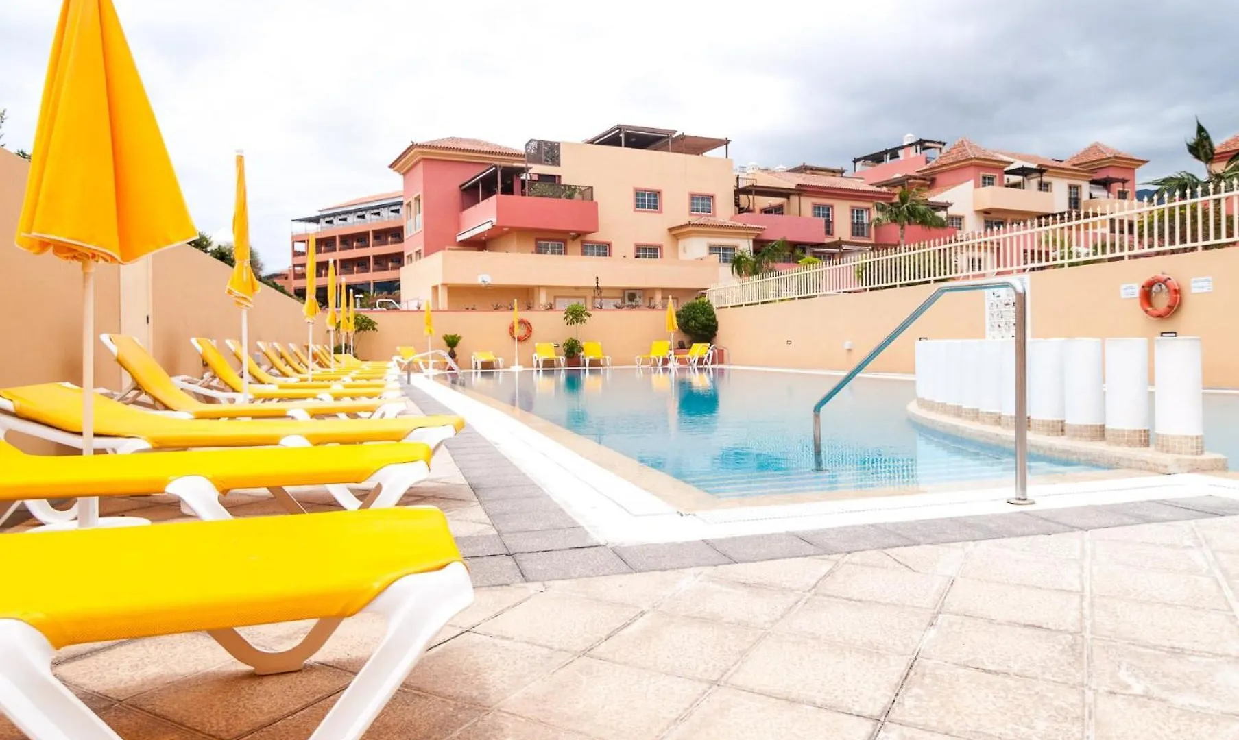 Beautiful 2 Bedroom Penthouse Terrazas Del Duque أذيخي
