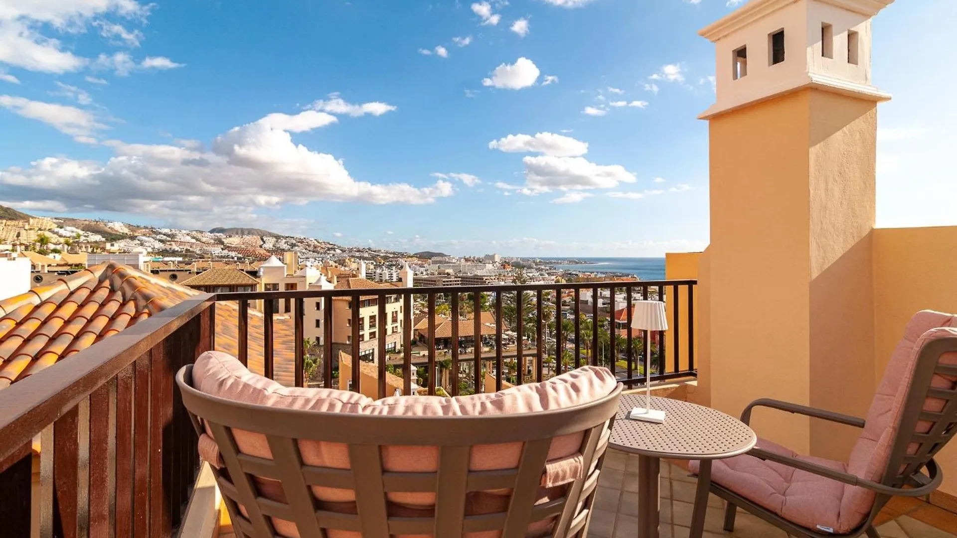 شقة Beautiful 2 Bedroom Penthouse Terrazas Del Duque أذيخي إسبانيا